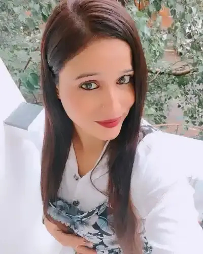 Call Girls in New Market